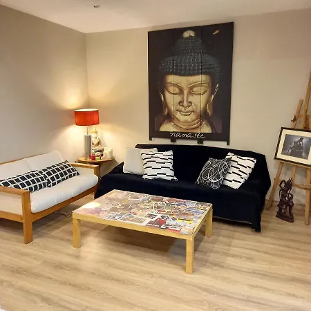 Mediterranean Flat In The Centre Of דירה *